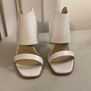 42 GOLD Linx Women's Slide Sandals White Patent Leather